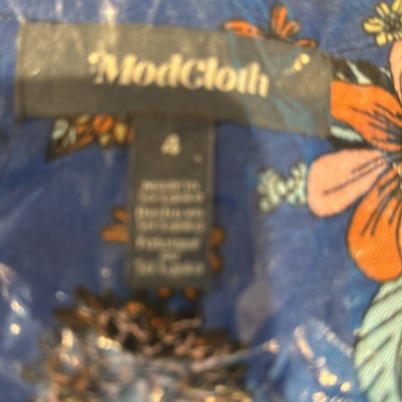 ModCloth Summer Camp Solstice Romper. NWT - Picture 4 of 5